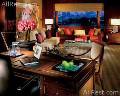 Four Seasons Hotel 32